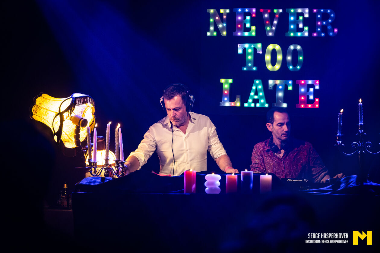 1-Never Too Late-Serge Hasperhoven