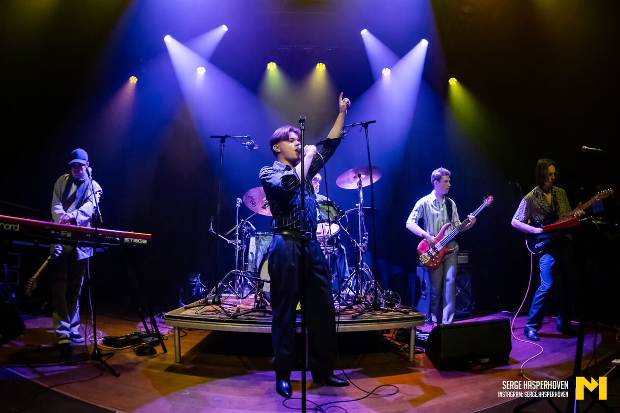 10-Manfreds Garden-Serge Hasperhoven