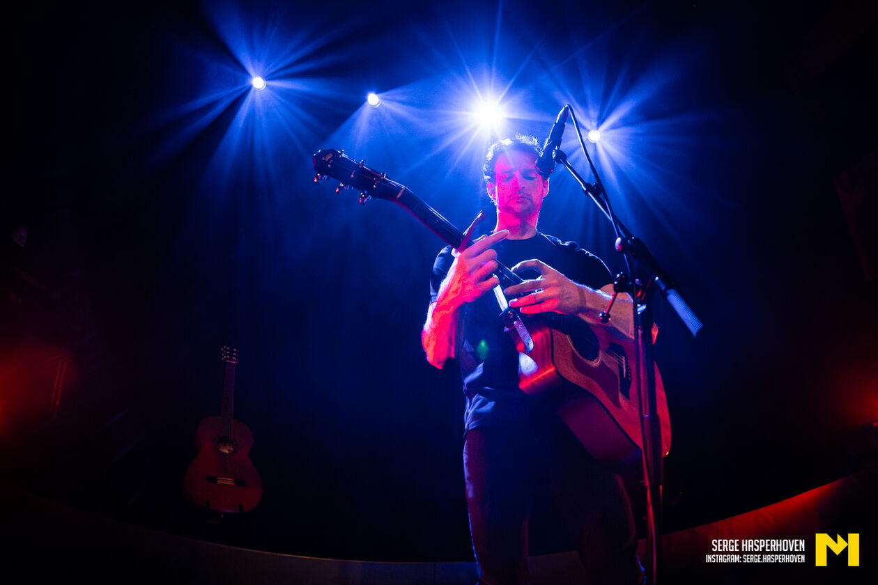 12-Daniel Docherty-Serge Hasperhoven