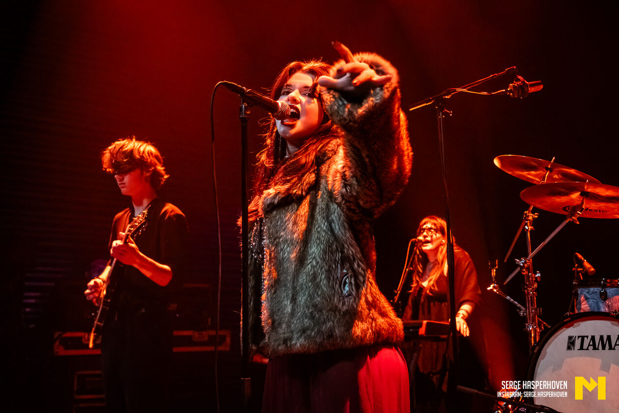 13-Sosha Sophia-Serge Hasperhoven