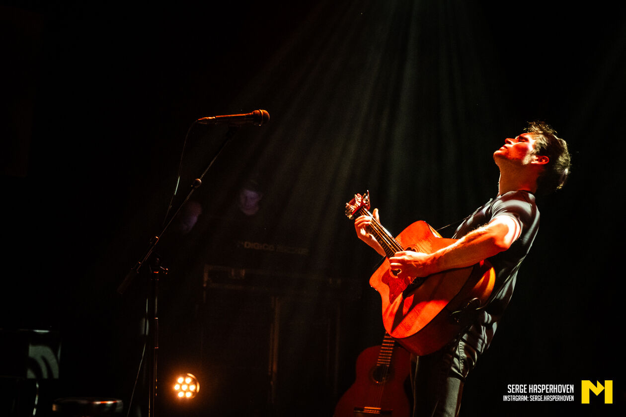 14-Daniel Docherty-Serge Hasperhoven