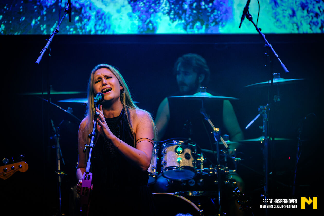 16-Mostly Autumn-Serge Hasperhoven