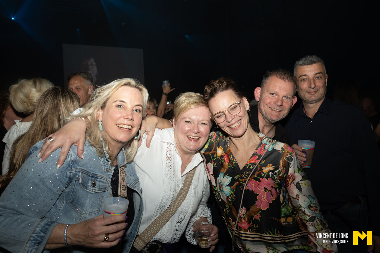 2 Boogie Nights april 2026 