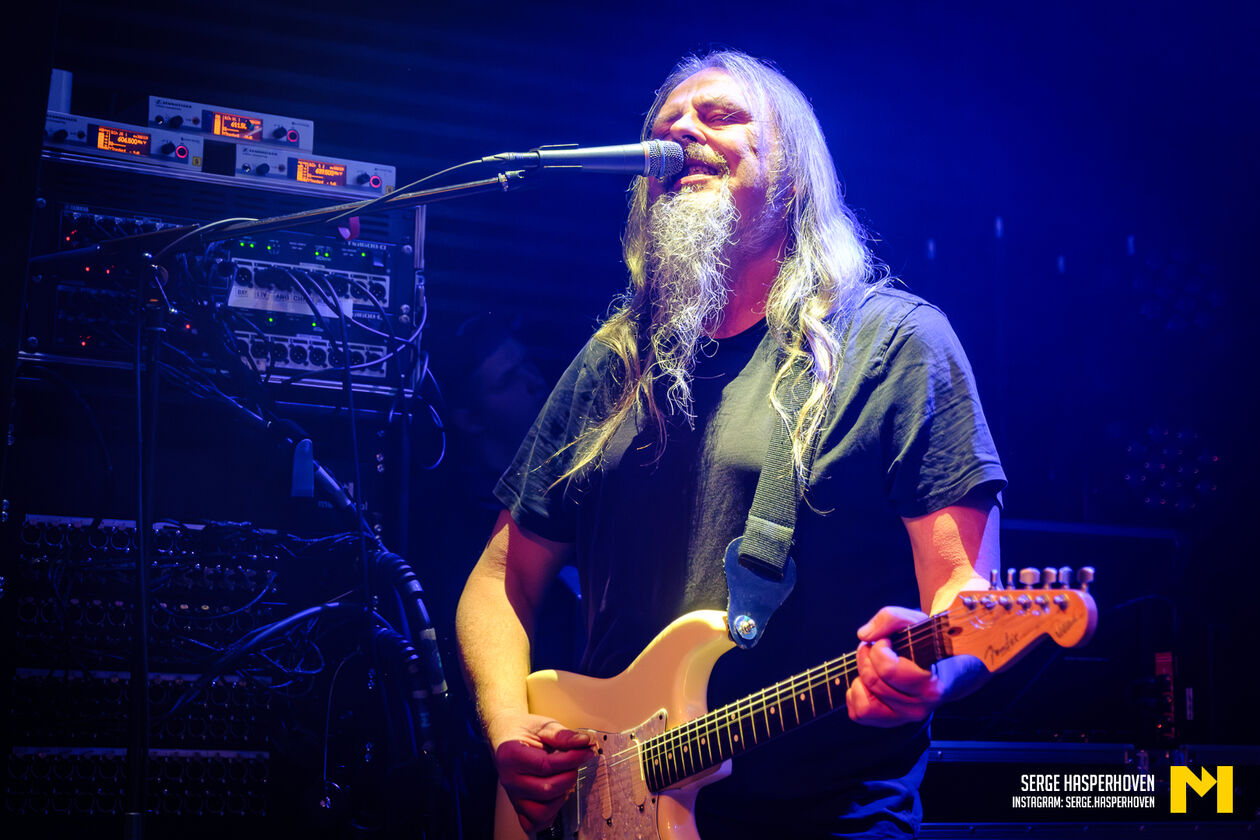 2-Mostly Autumn-Serge Hasperhoven