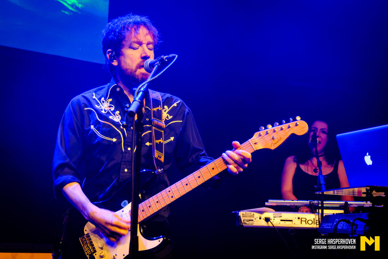 3-Mostly Autumn-Serge Hasperhoven