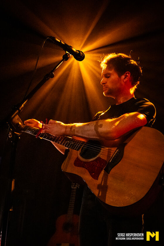 4-Daniel Docherty-Serge Hasperhoven