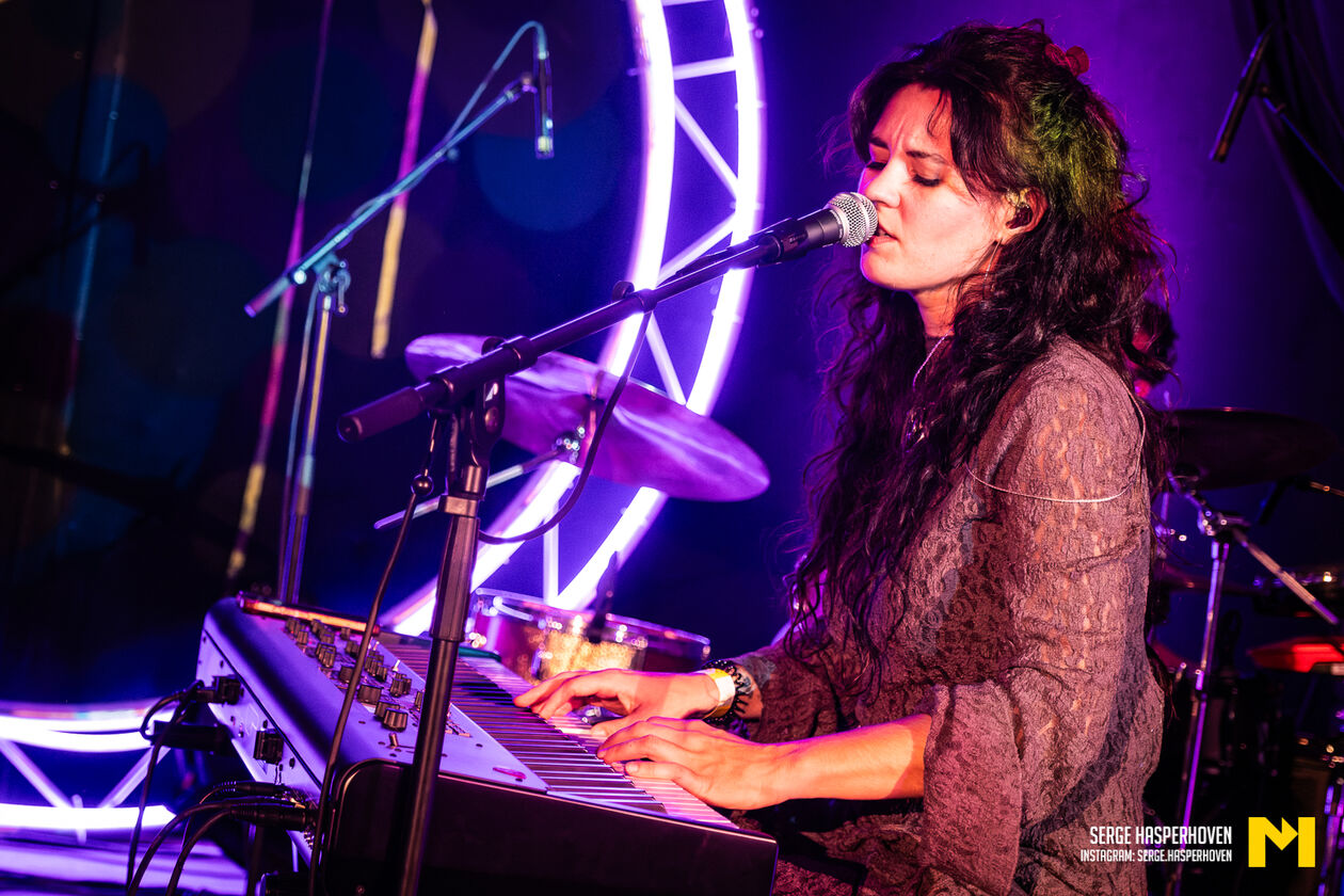 48-HvZF-Leah Rye-Serge Hasperhoven