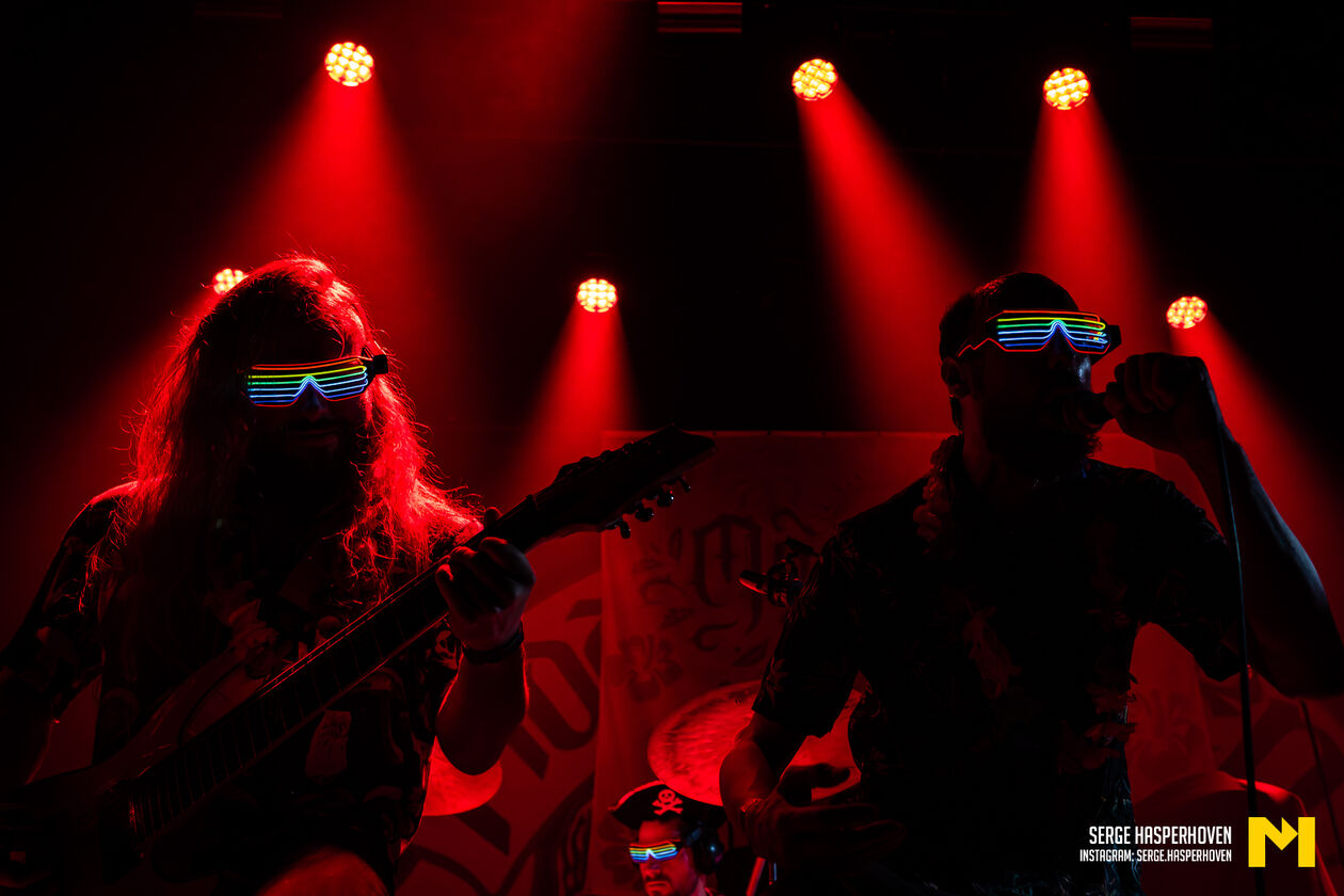 5-Mourning Wood-Serge Hasperhoven