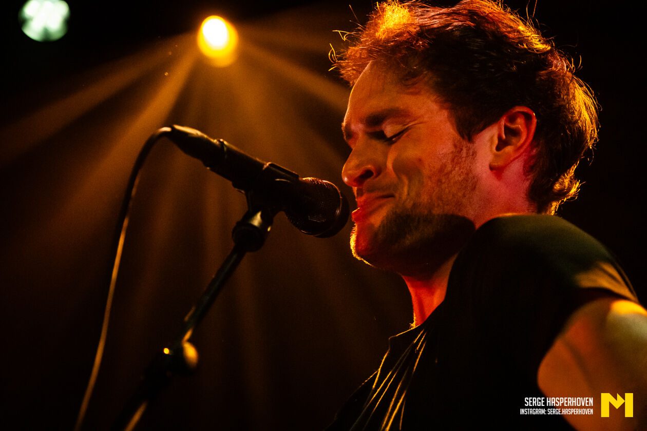 6-Daniel Docherty-Serge Hasperhoven