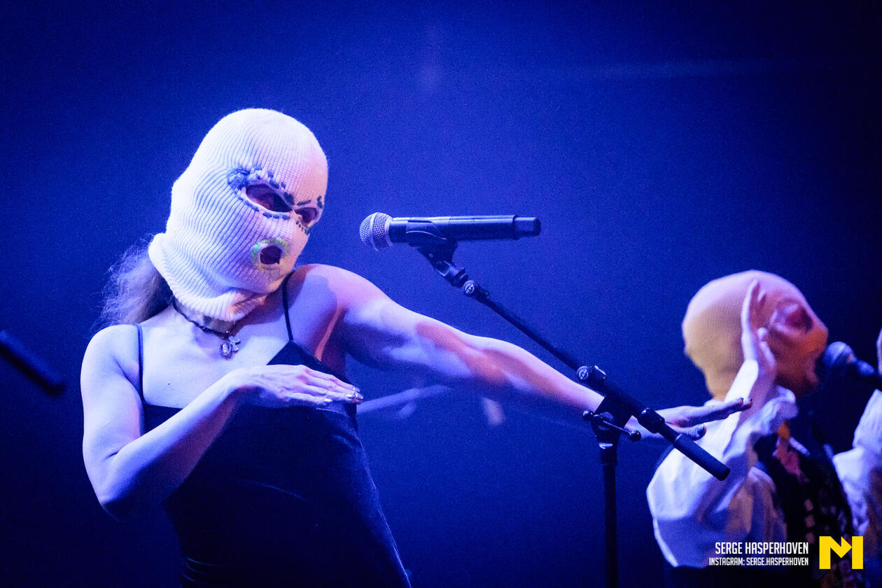 9-Pussy Riot-Serge Hasperhoven