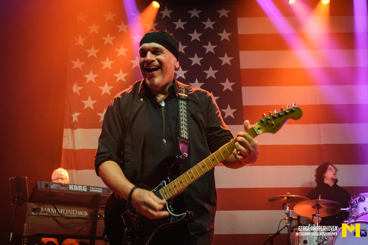 9-The Bruceband-Serge Hasperhoven