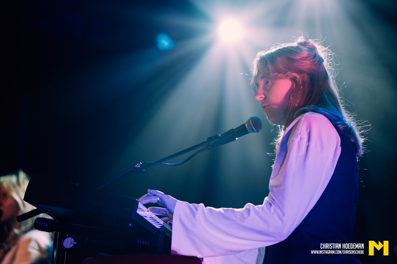 ChristianHoedeman-Instagram-ChrisEnschedel;courtney-93