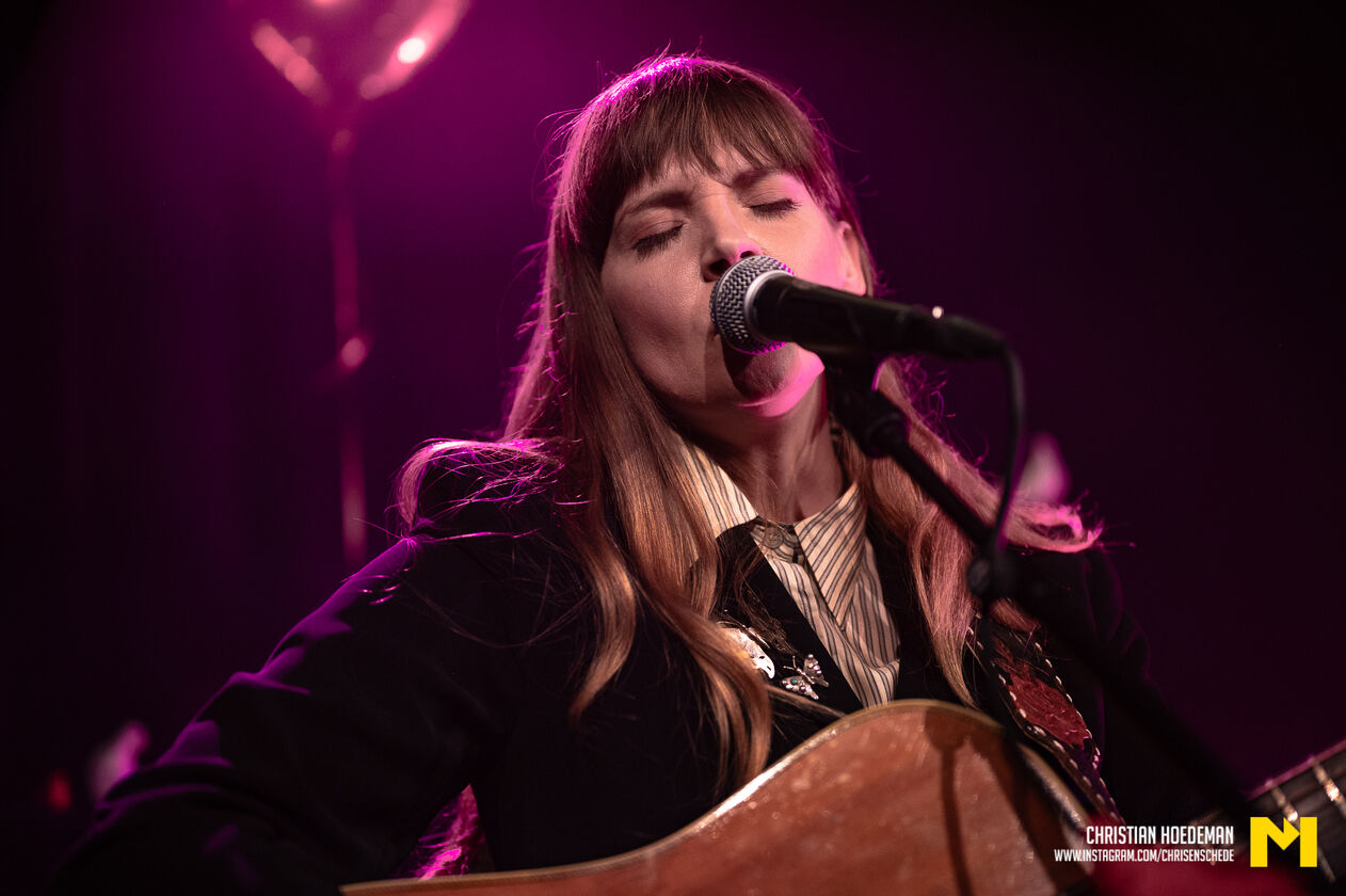 ChristianHoedeman-Instagram-ChrisEnschedel;courtney-02