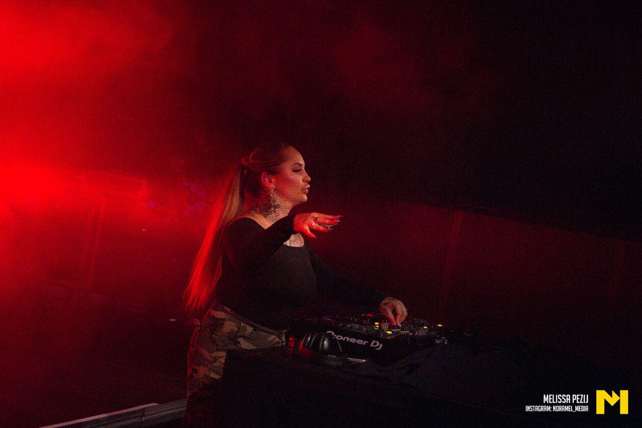 HARDCOREGENERATION 141125-3