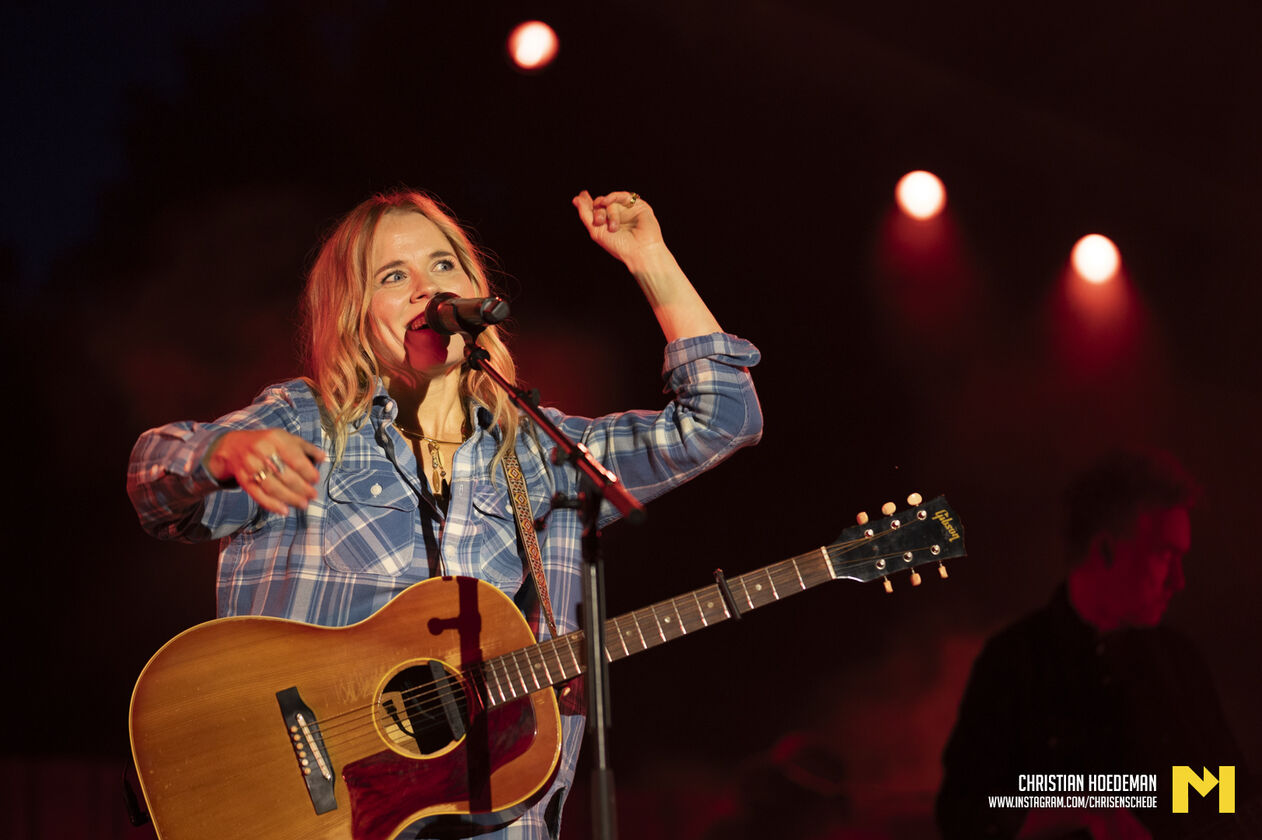Ilse DeLange - ChristianHoedeman;-0935