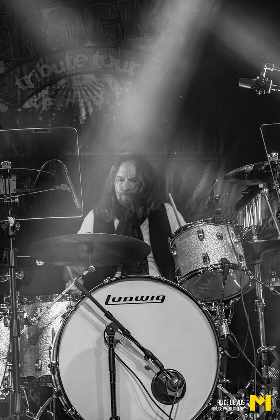 Legends_of_Rock_Roadhouse_13