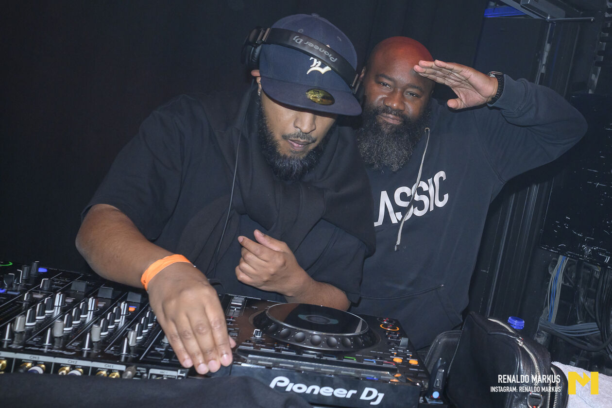 LR MTP Kurtis Blow-1111