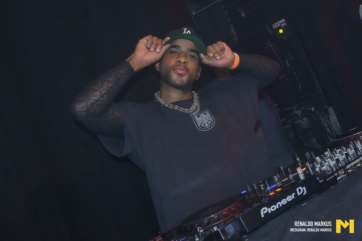 LR MTP Kurtis Blow-980