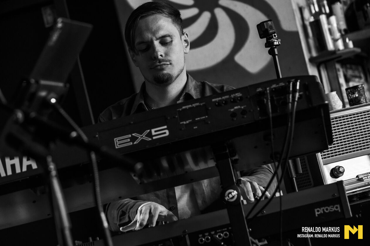 LR mtp Rush Hour 2-23