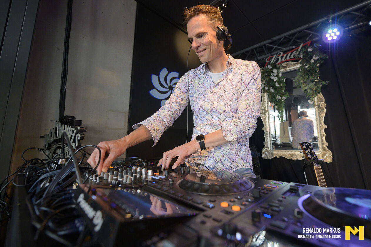 LR mtp Rush Hour 2-25