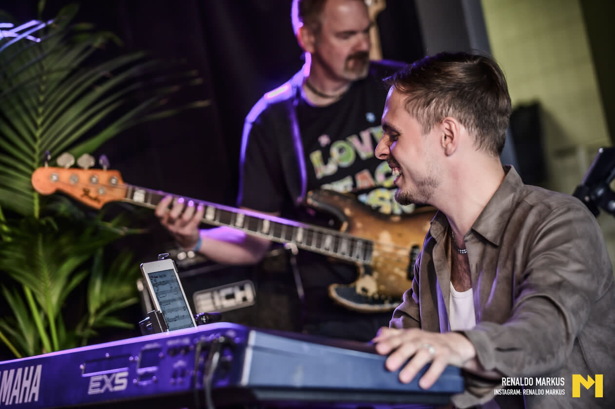 LR mtp Rush Hour 2-6