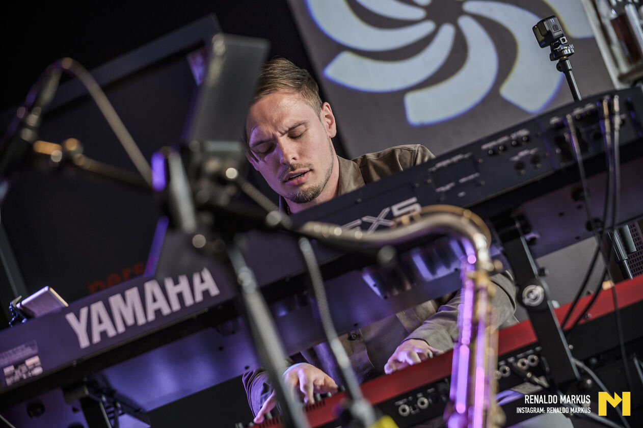 LR mtp Rush Hour 2-68