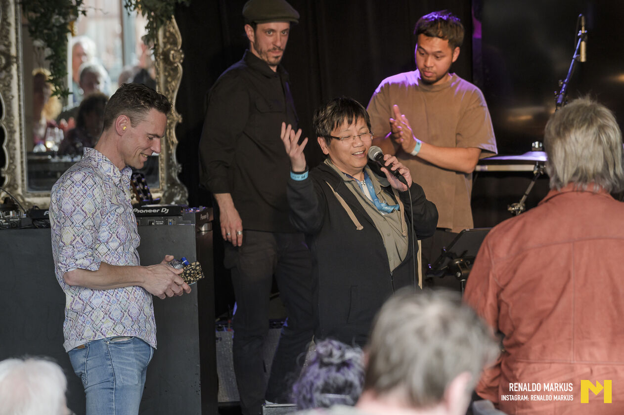 LR mtp Rush Hour 2-93