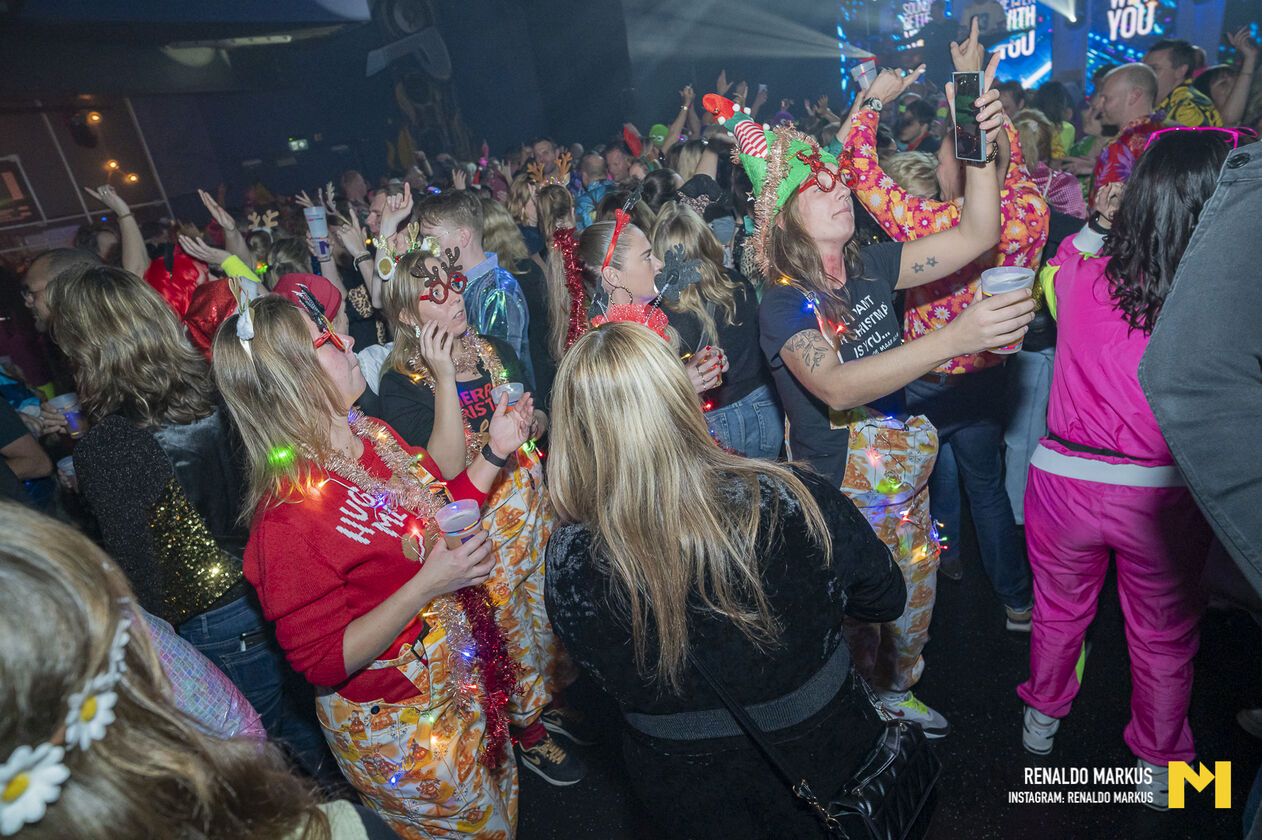 LR Q Music dec 2025 mtp -104