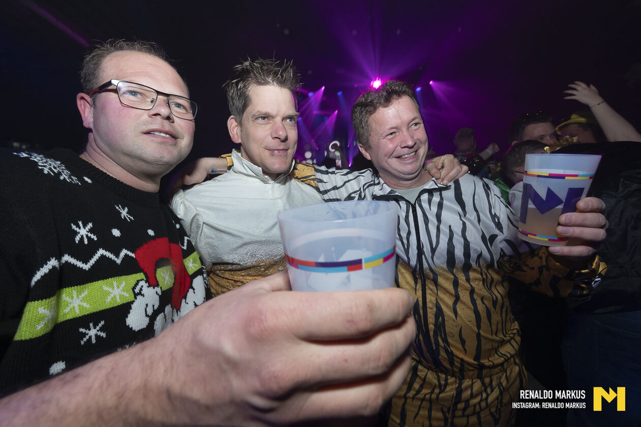 LR Q Music dec 2025 mtp -178