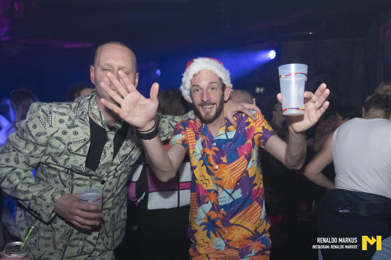 LR Q Music dec 2025 mtp -190