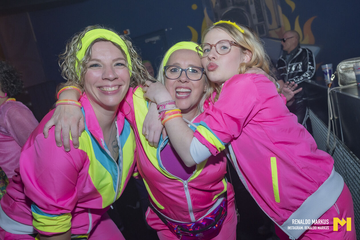 LR Q Music dec 2025 mtp -34