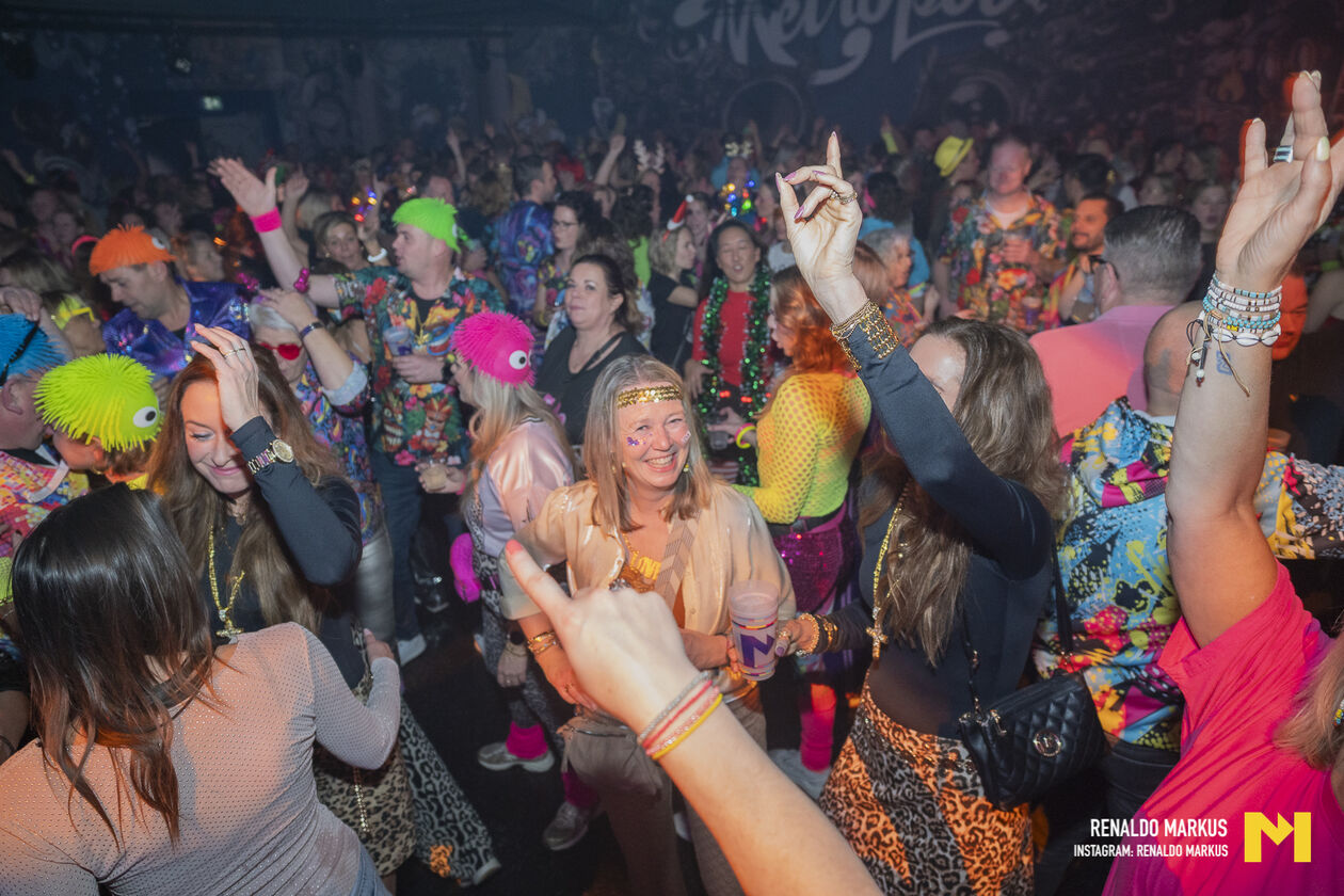 LR Q Music dec 2025 mtp -36