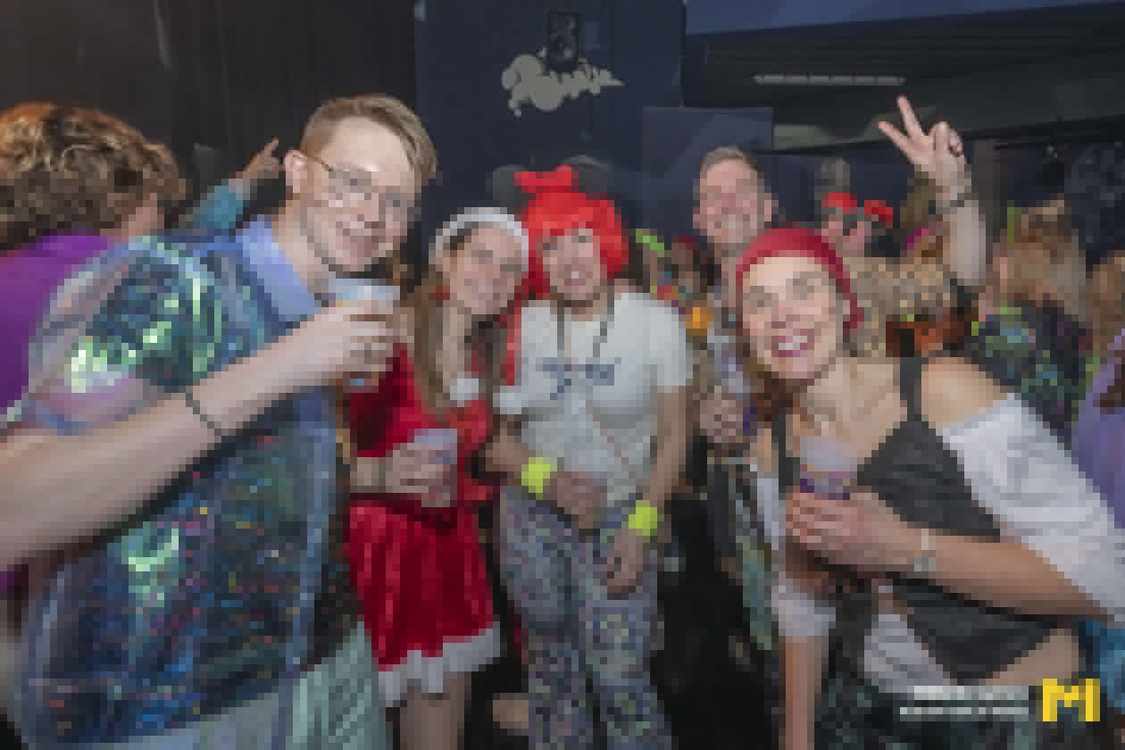 LR Q Music dec 2025 mtp -371