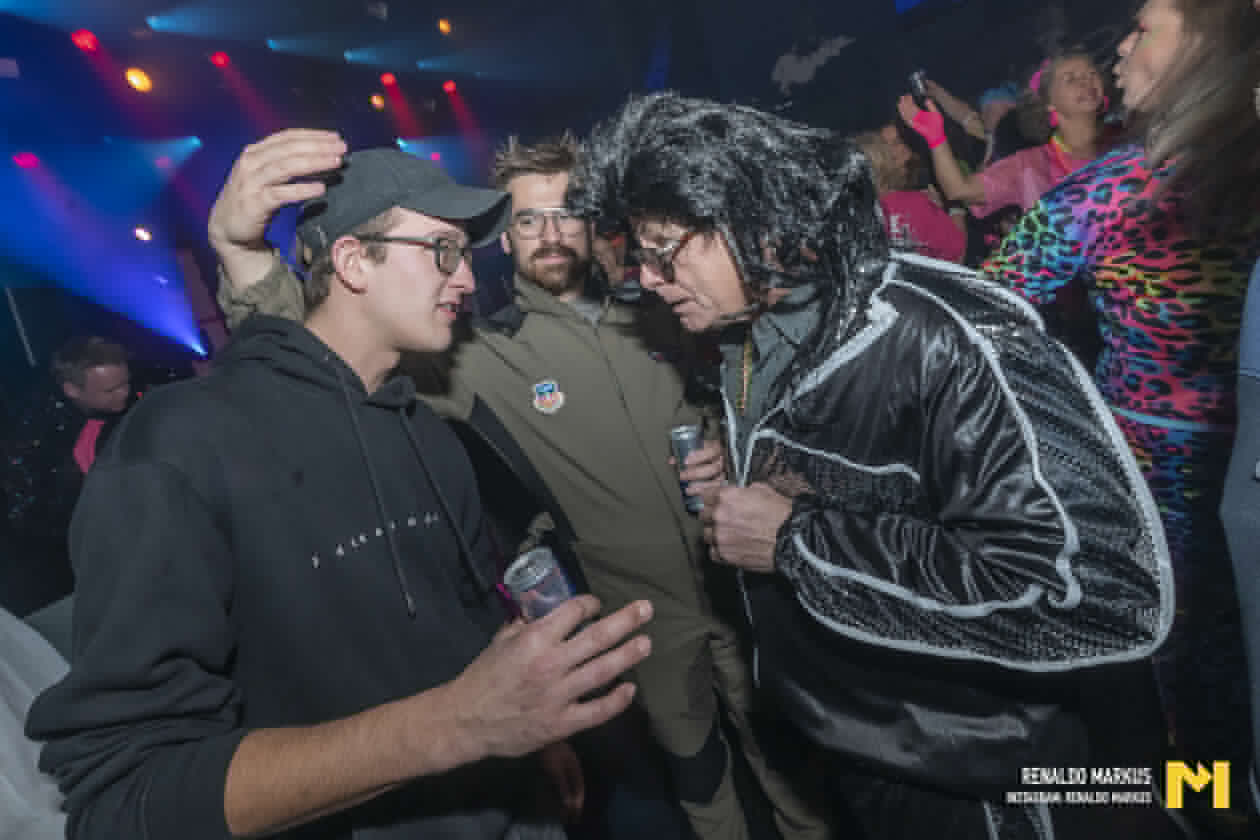 LR Q Music dec 2025 mtp -538