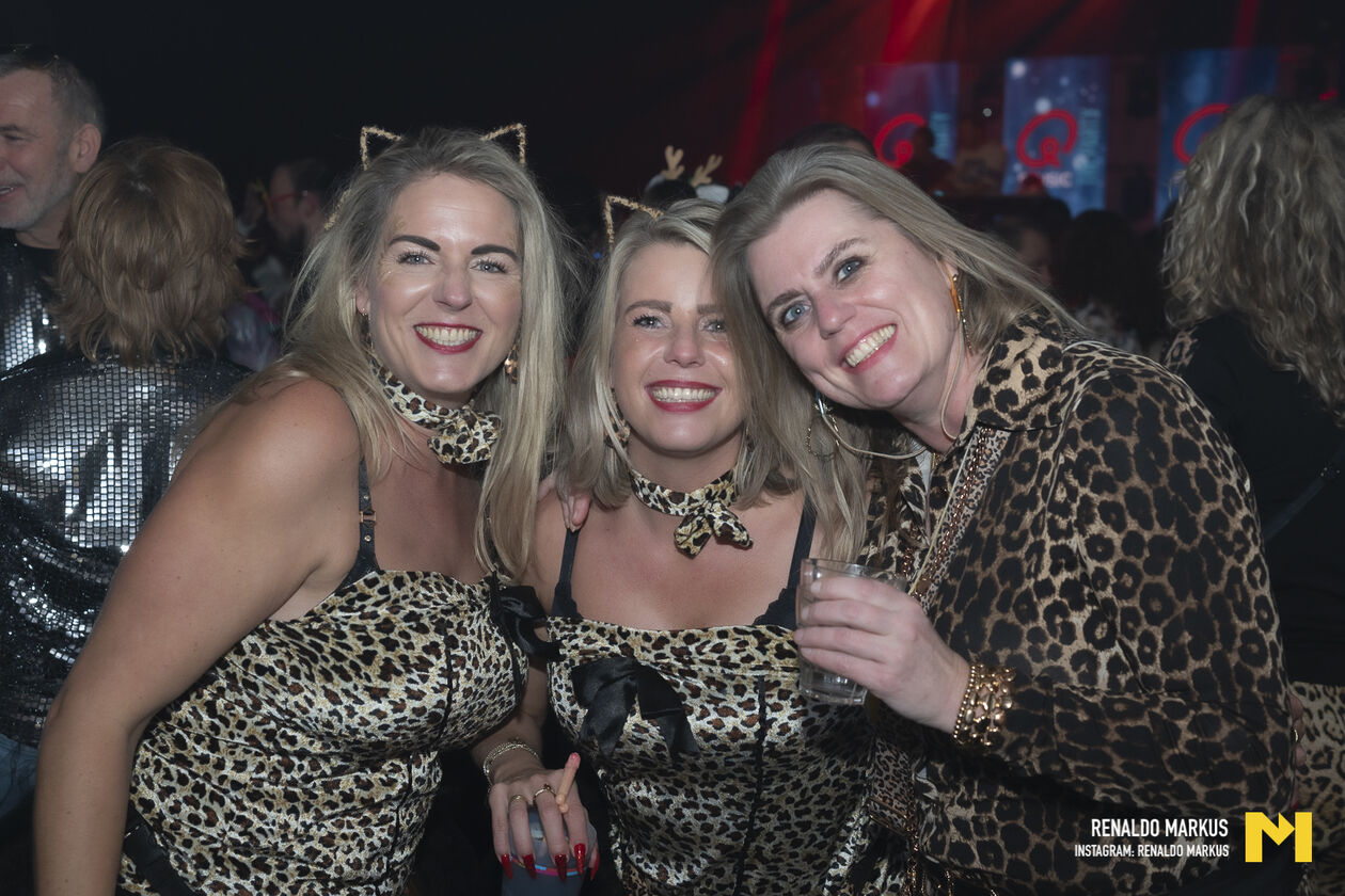 LR Q Music dec 2025 mtp -56