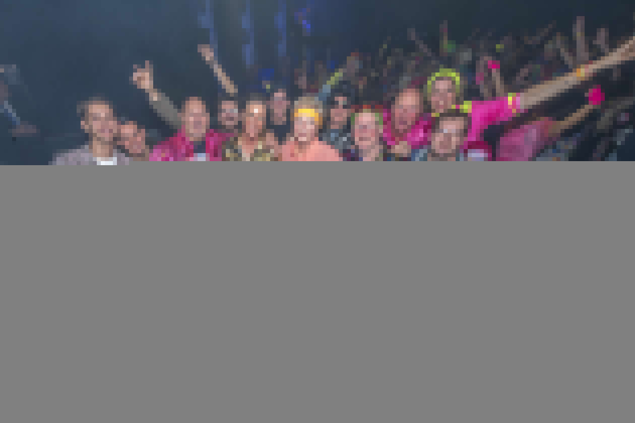 LR Q Music dec 2025 mtp -582