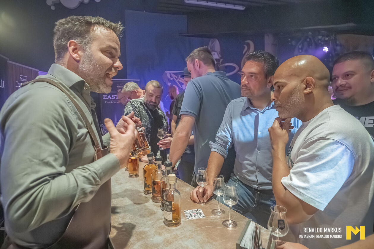 LR Whiskey and Music Renaldo-110