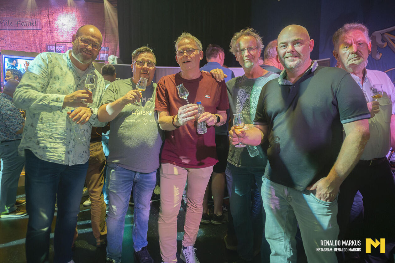 LR Whiskey and Music Renaldo-150