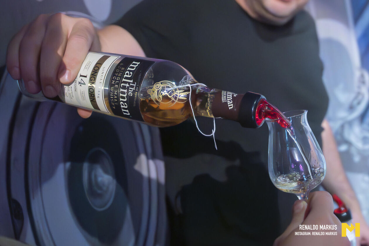 LR Whiskey and Music Renaldo-160