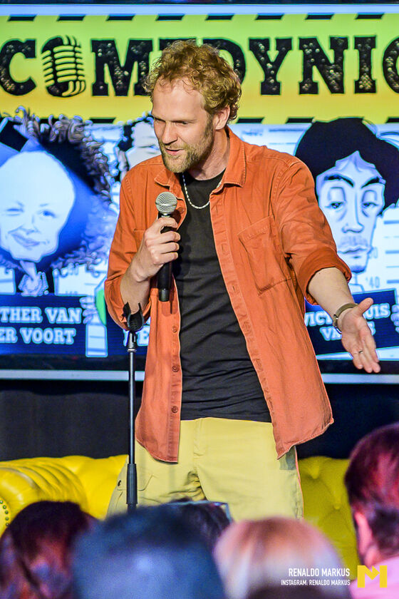 LRComedy night 2026-04 mtp-24