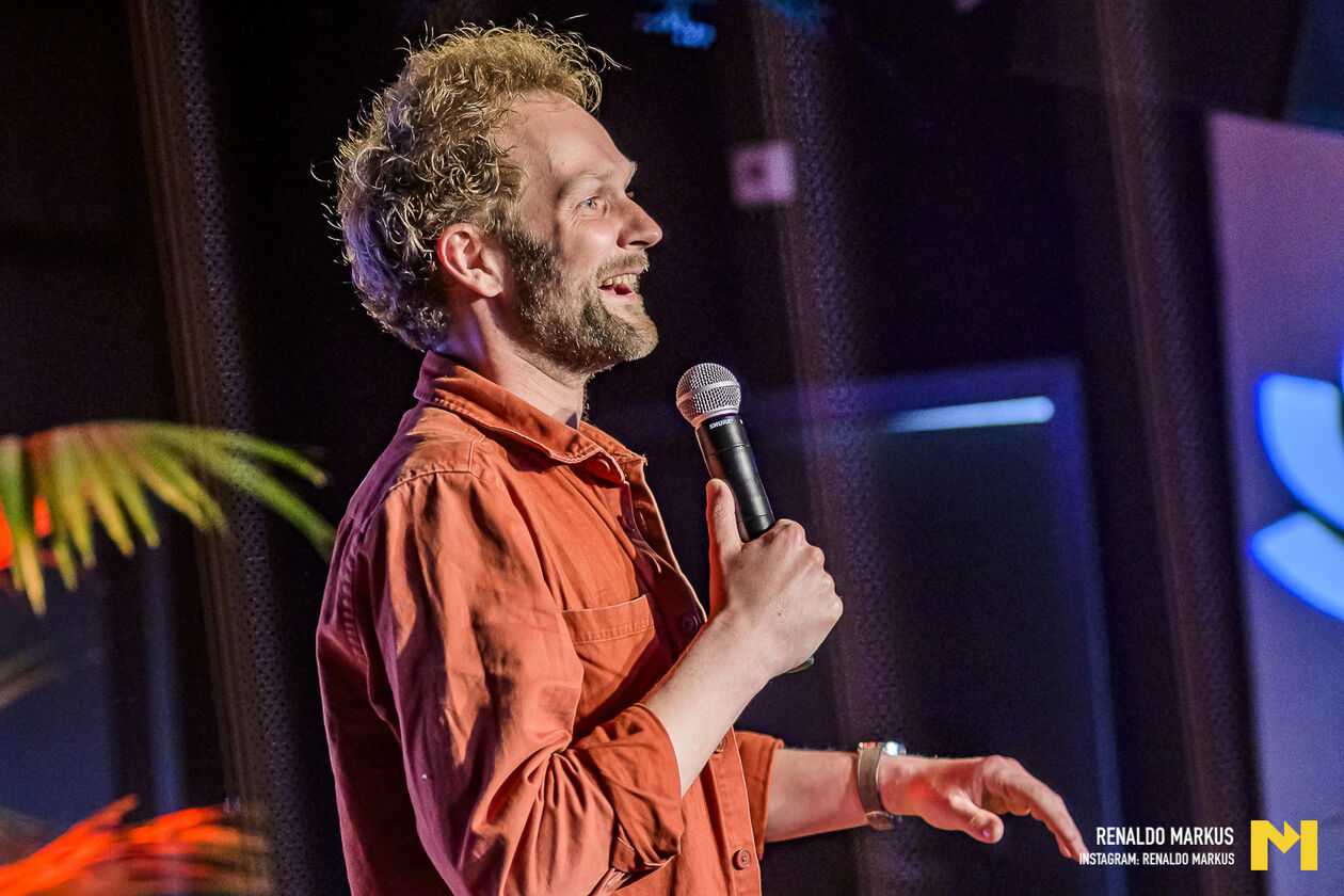 LRComedy night 2026-04 mtp-31