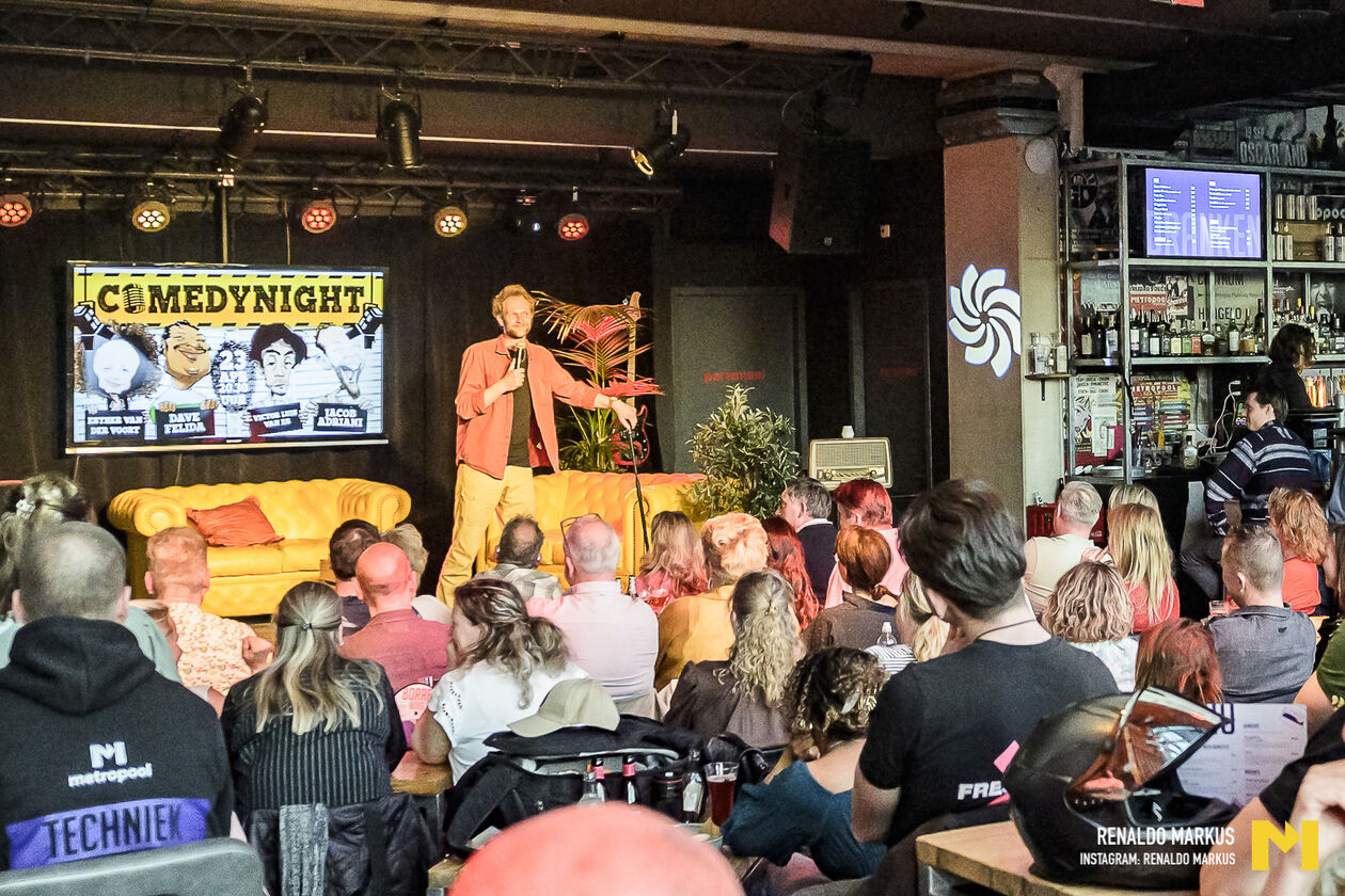 LRComedy night 2026-04 mtp-37