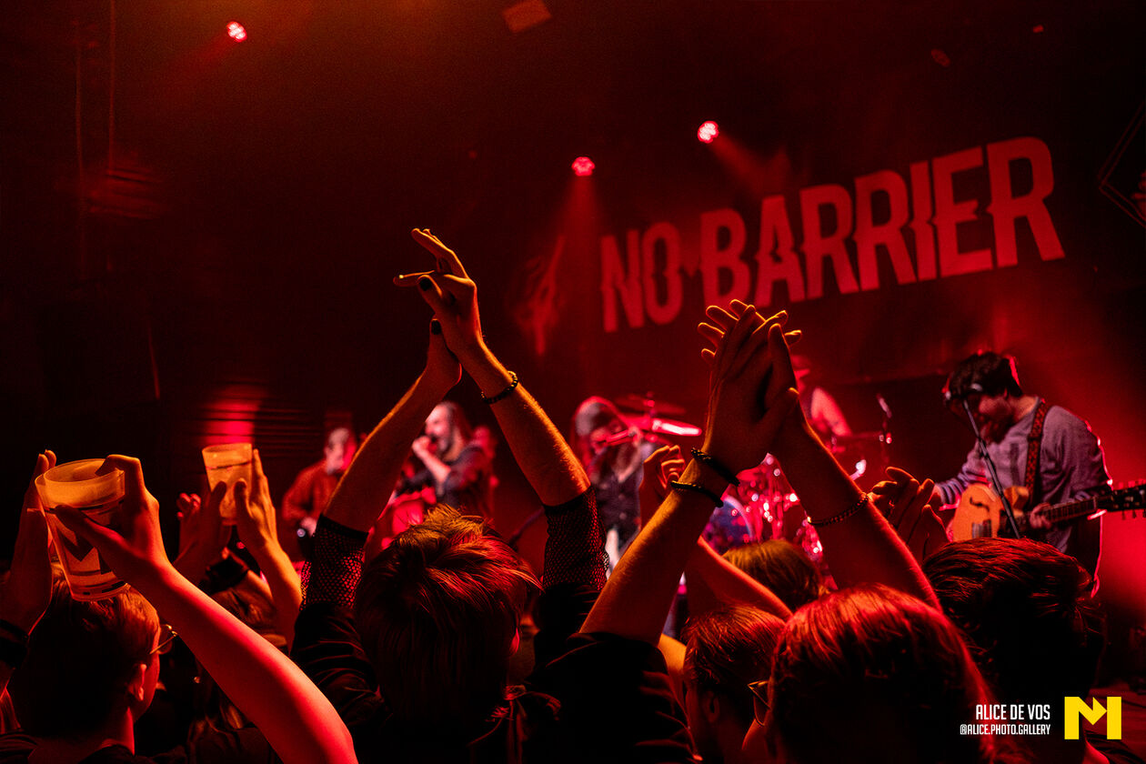 No_Barrier_09