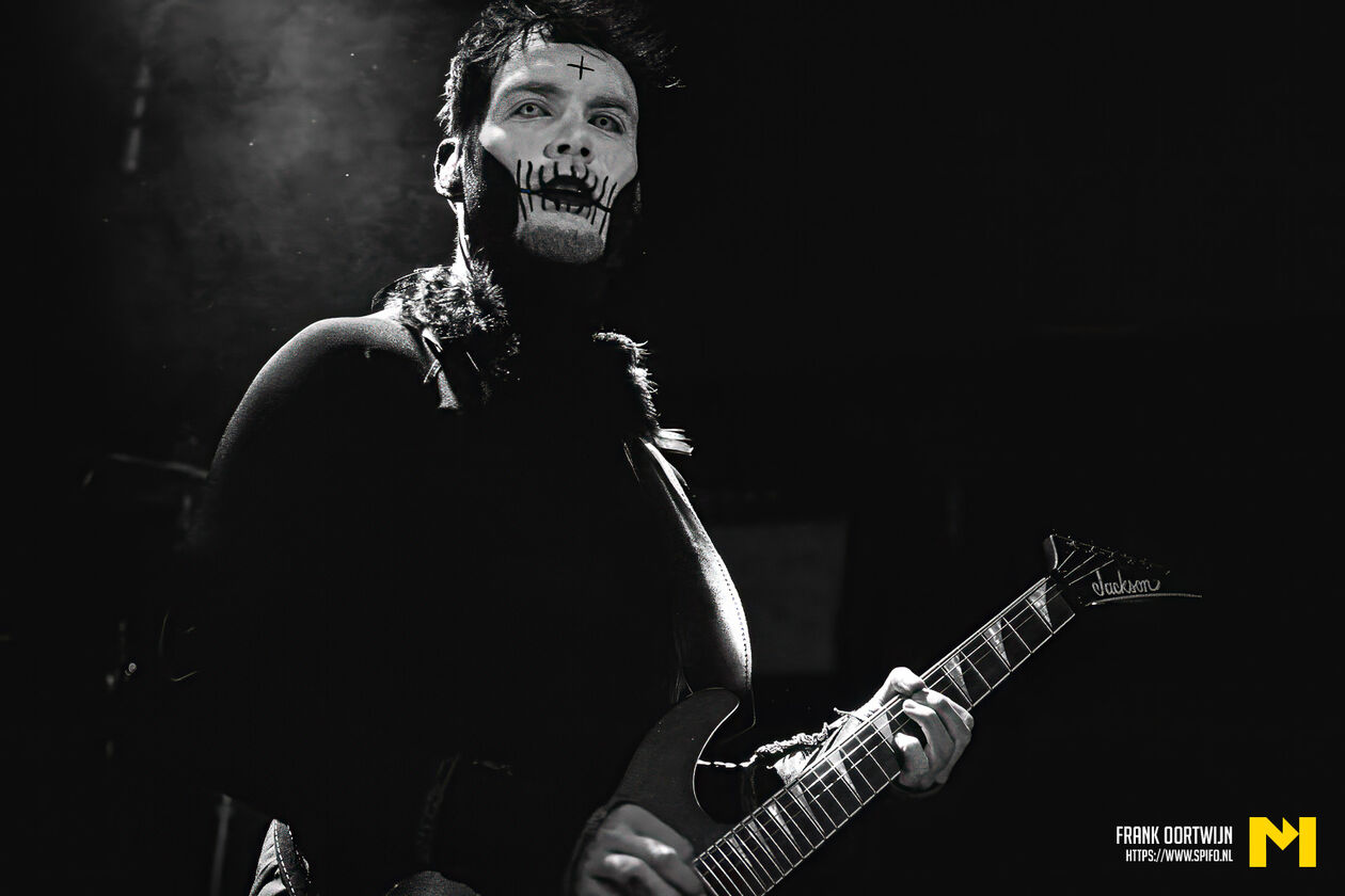 NuMetal-20251128-0009