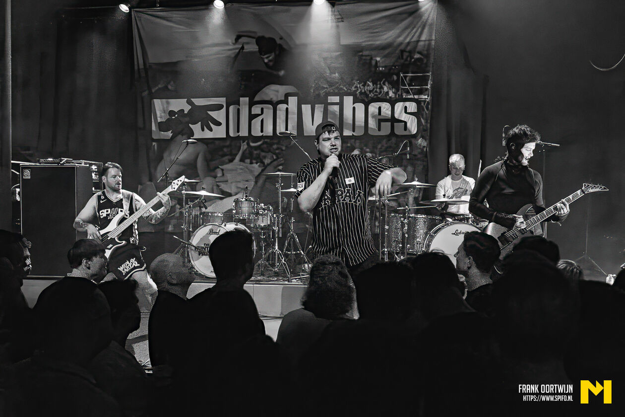 NuMetal-20251128-0087