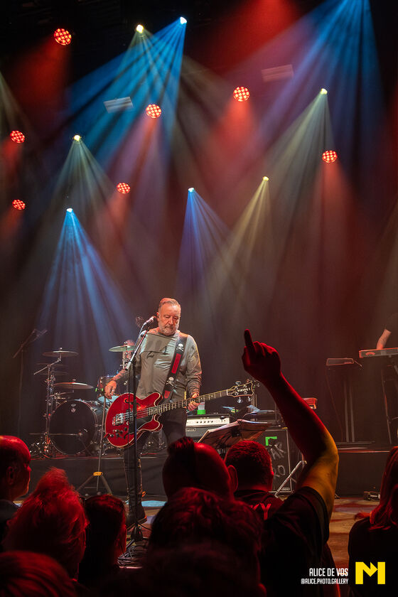 Peter_Hook_And_The_Light_14