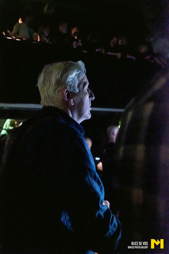 Peter_Hook_And_The_Light_21