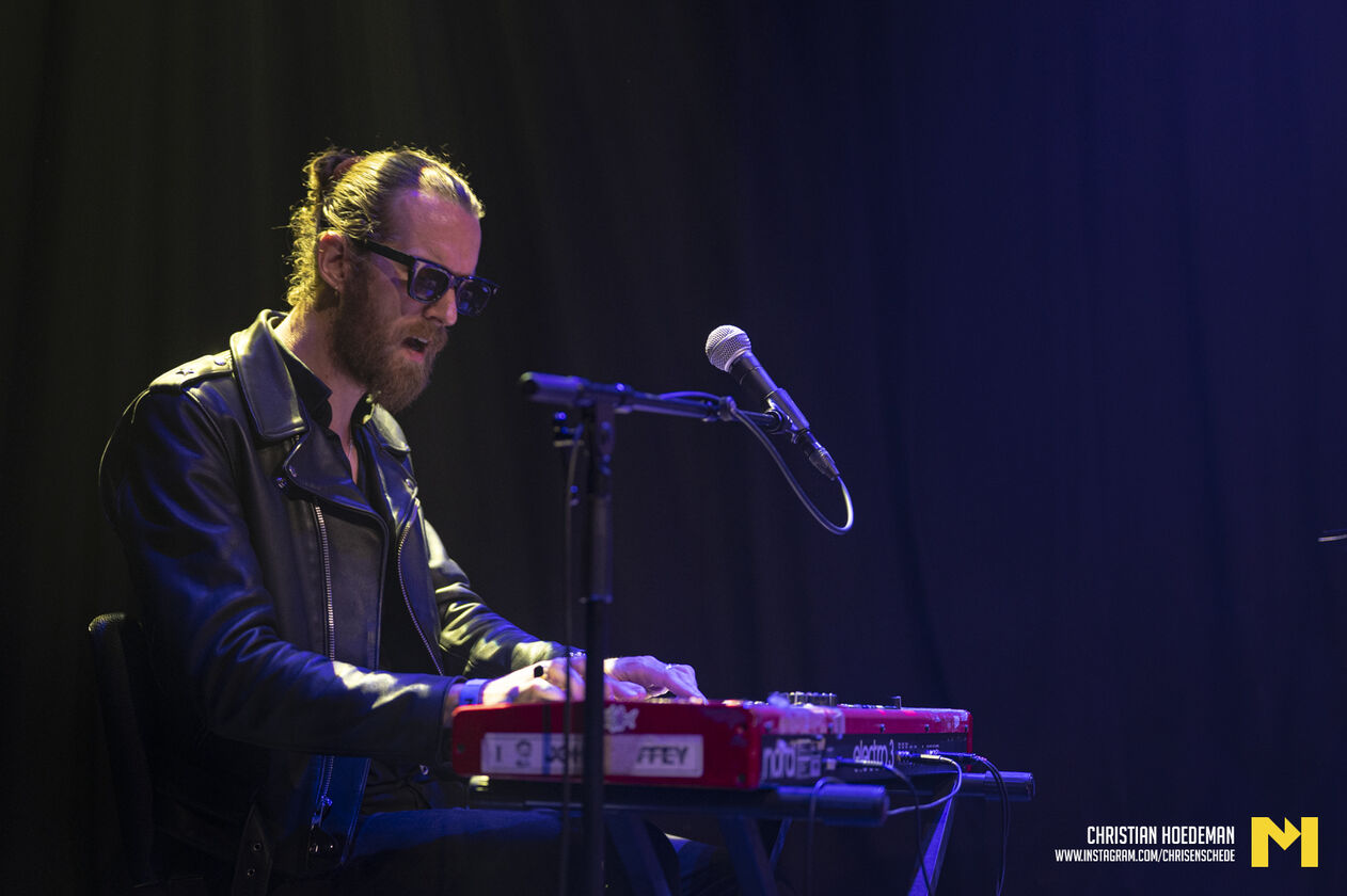 ProfNomad Neil Young- ChristianHoedeman2;-1604