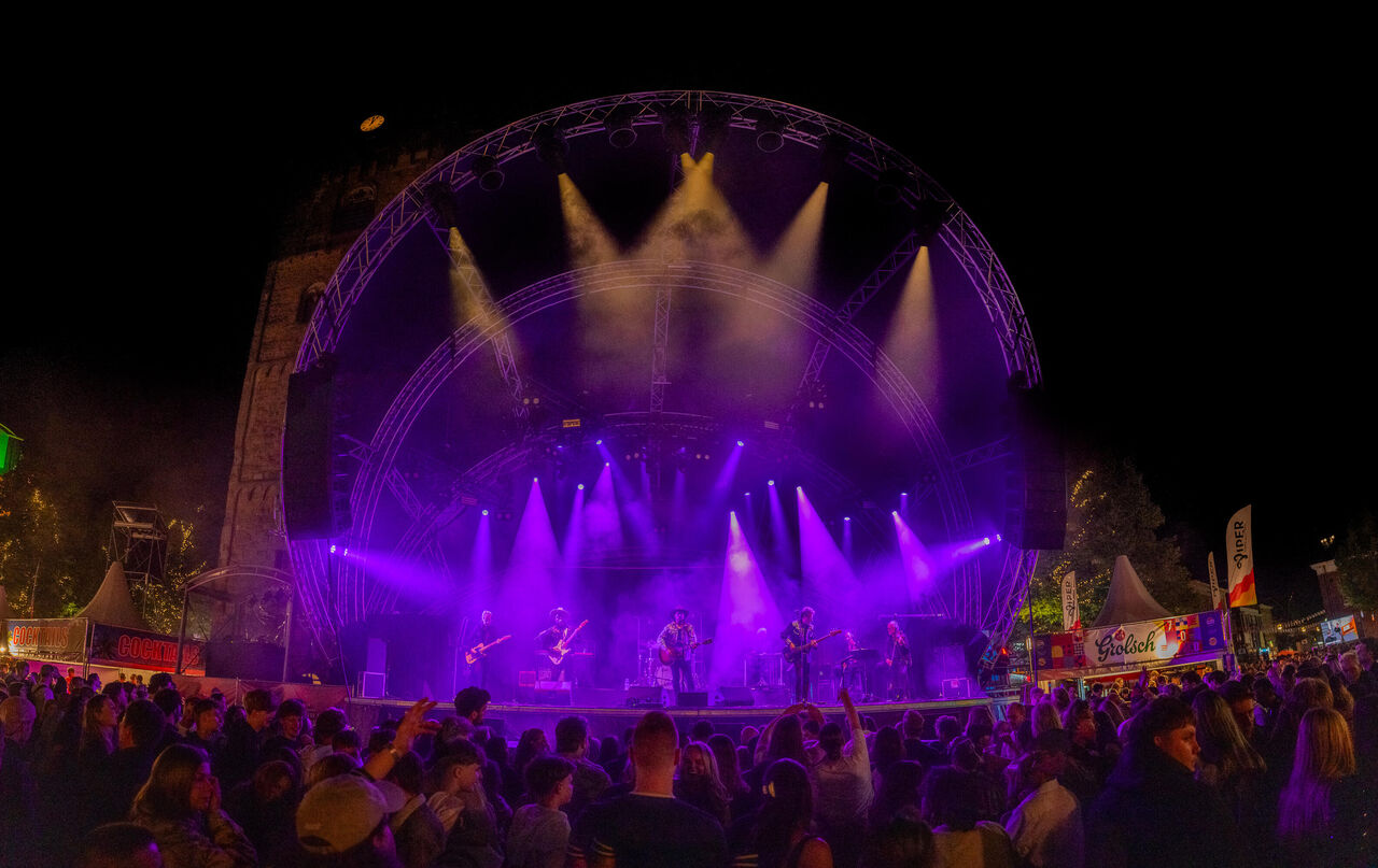 Red Roots Festival Enschede 2025 - Vrijdag - Panorama - Joost Kolkman (2)