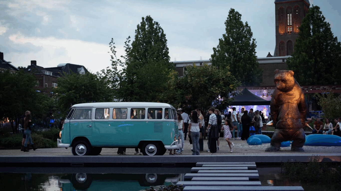 Rijd samen naar Metropool met Slinger